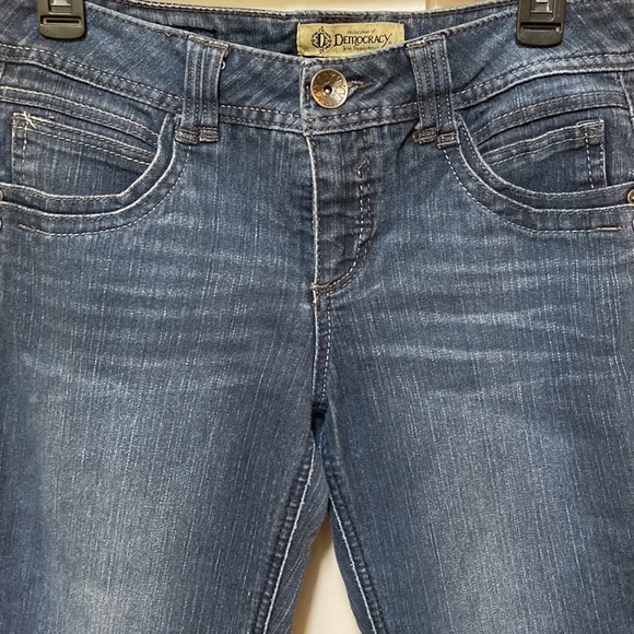 Democracy Justice Jeggings in medium wash - Picture 3 of 10